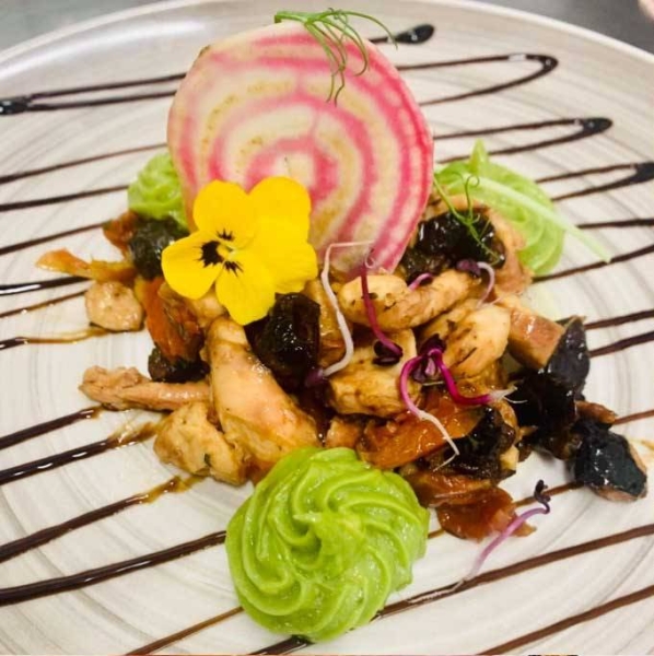 Le Restaurant - L'Epicurien /Maison Claustre - Restaurant Lablachere - Restaurant Traiteur